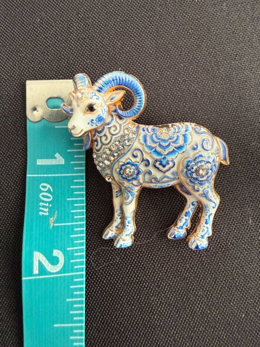 Blue & White Porcelain-Look Brooch Duo – Kitten & Ram Enamel Rhinestone Pins, Go - Picture 4 of 8